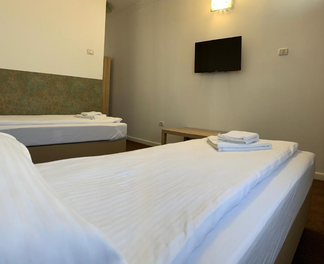 Motel Ruta 33 Arad Exterior foto